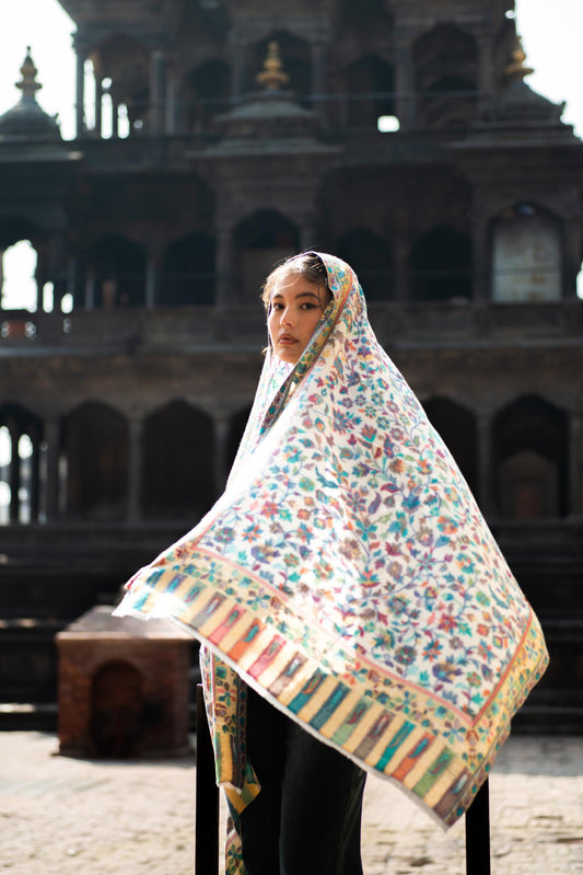 Baby Cashmere Shawl – Ivory Floral Embroidery - Maison Makalu