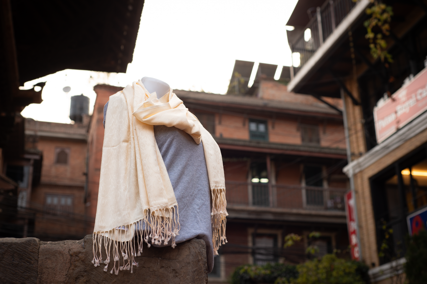Jacquard Vegan Cashmere Shawl - Maison Makalu